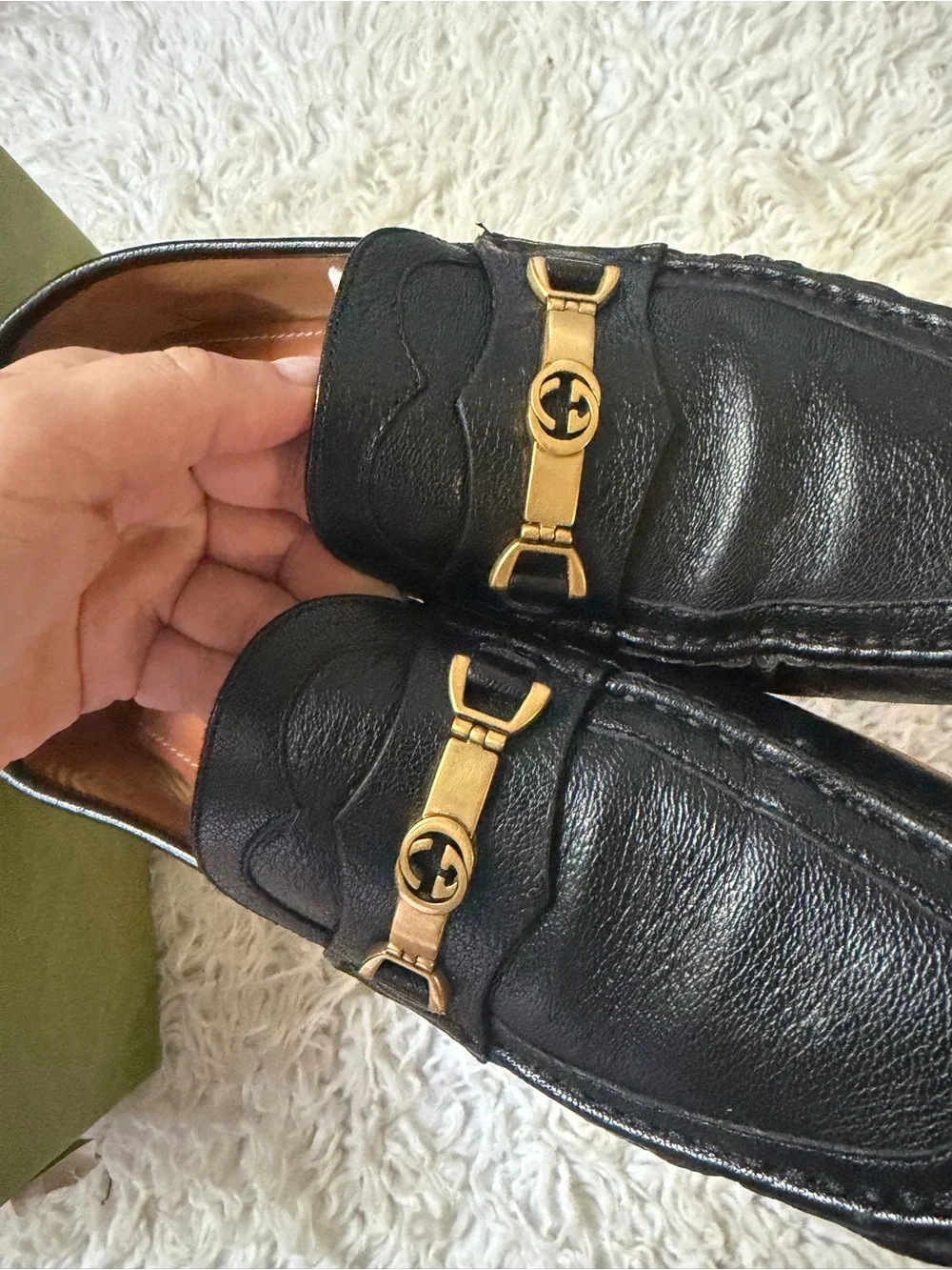 Gucci Black Leather Men’s Loafers with Gold Horsebit